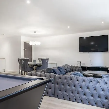 2 Bed Apartment With Pool Table Bradford  Extérieur photo